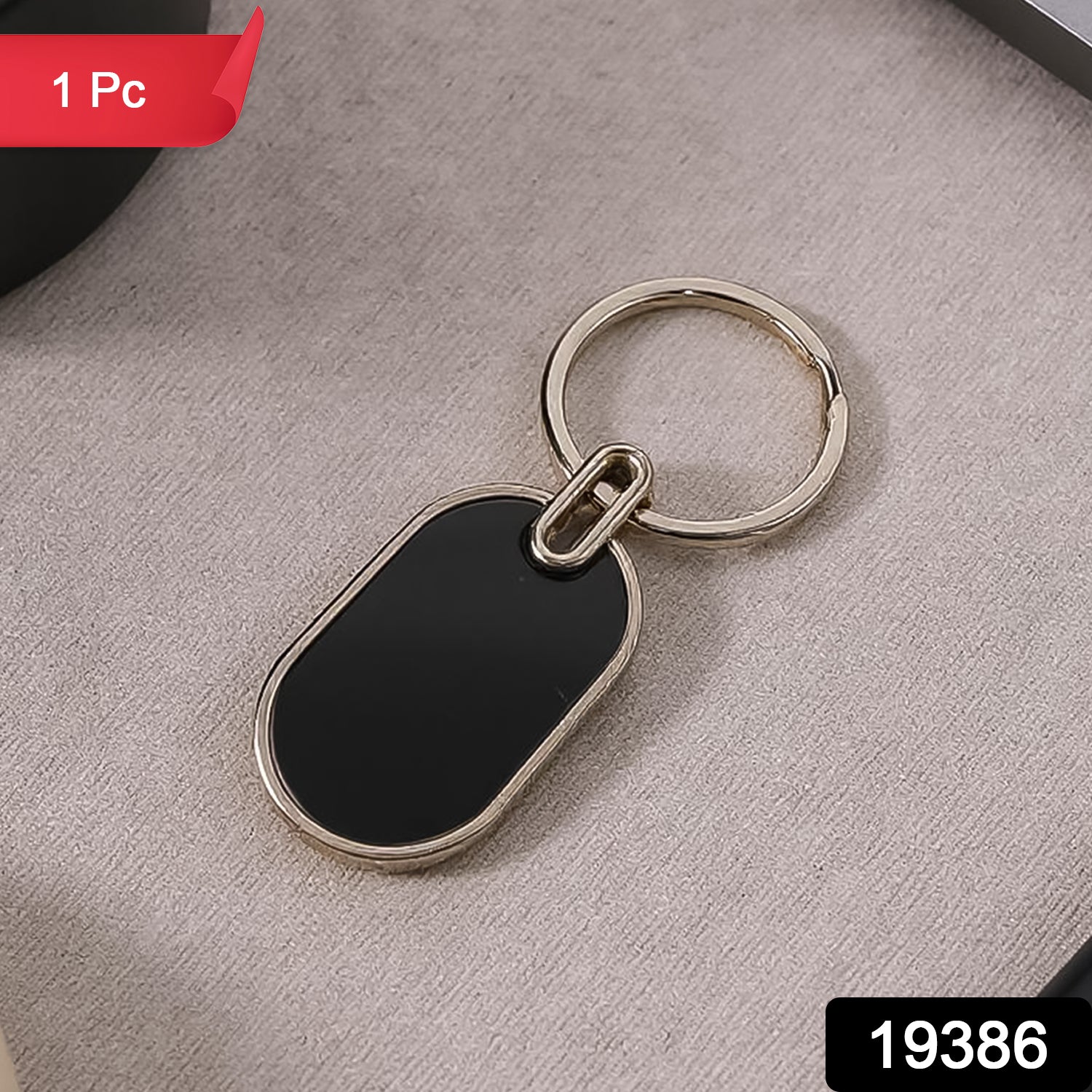 Elegant Black  Silver Oval Metal Keychain (1 Pc) Elegant Black  Silver Oval Metal Keychain (1 Pc)